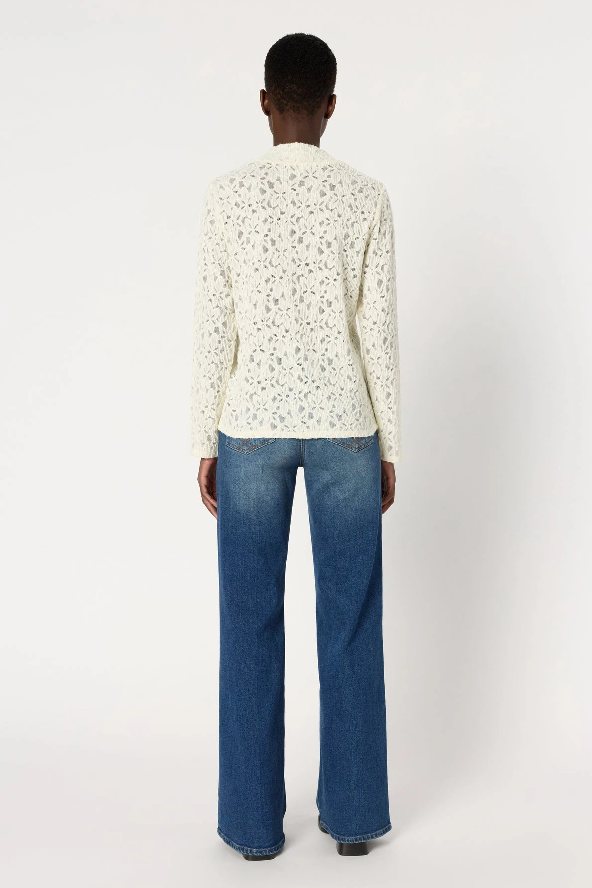 Pull-fin-a-col-montant-en-dentelle-HARMONIE-gerard-darel-maroc-ecru-dos