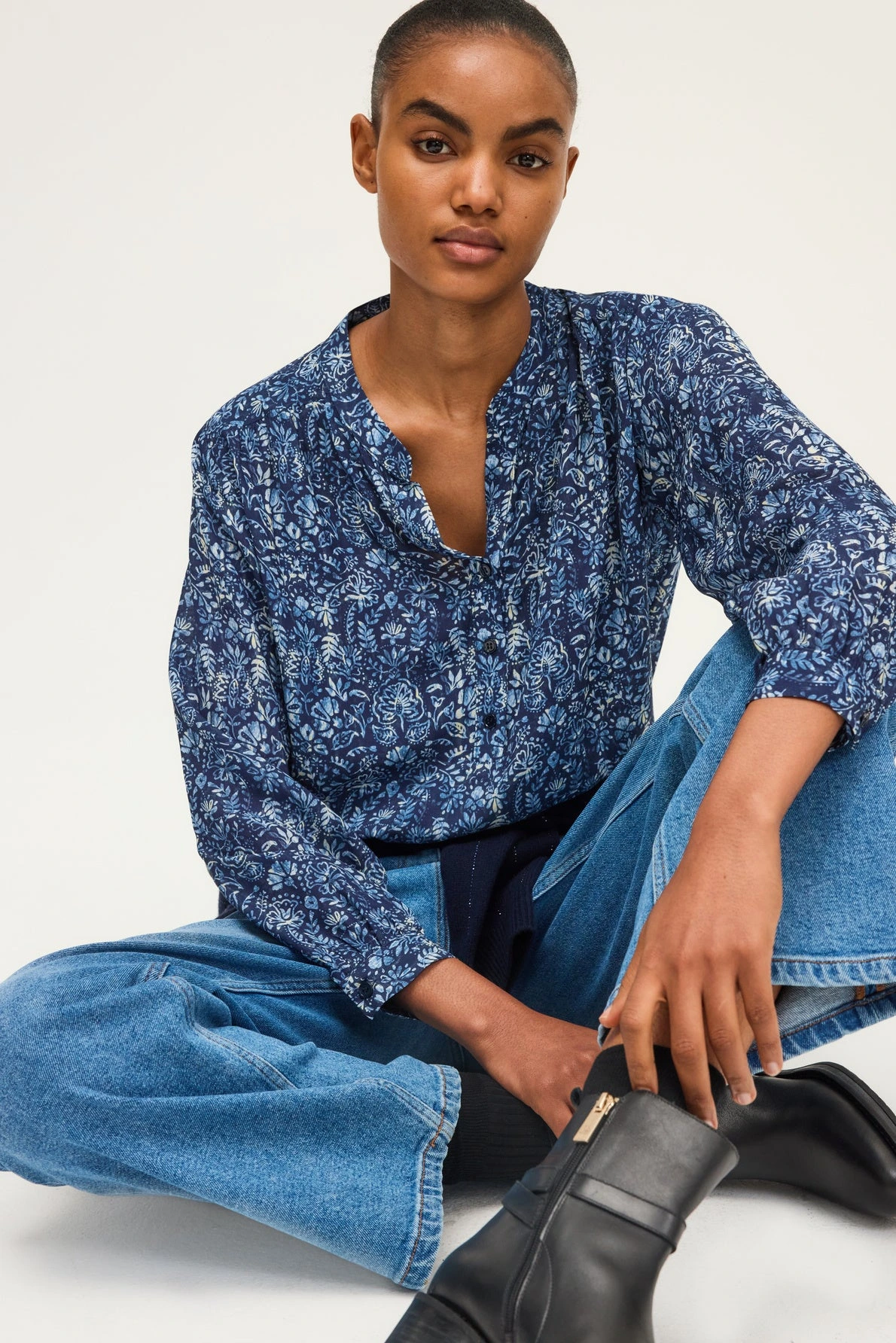 Blouse-fluide-imprime-vegetal-AKINA-pablo-gerard-darel-maroc-total-look.webp