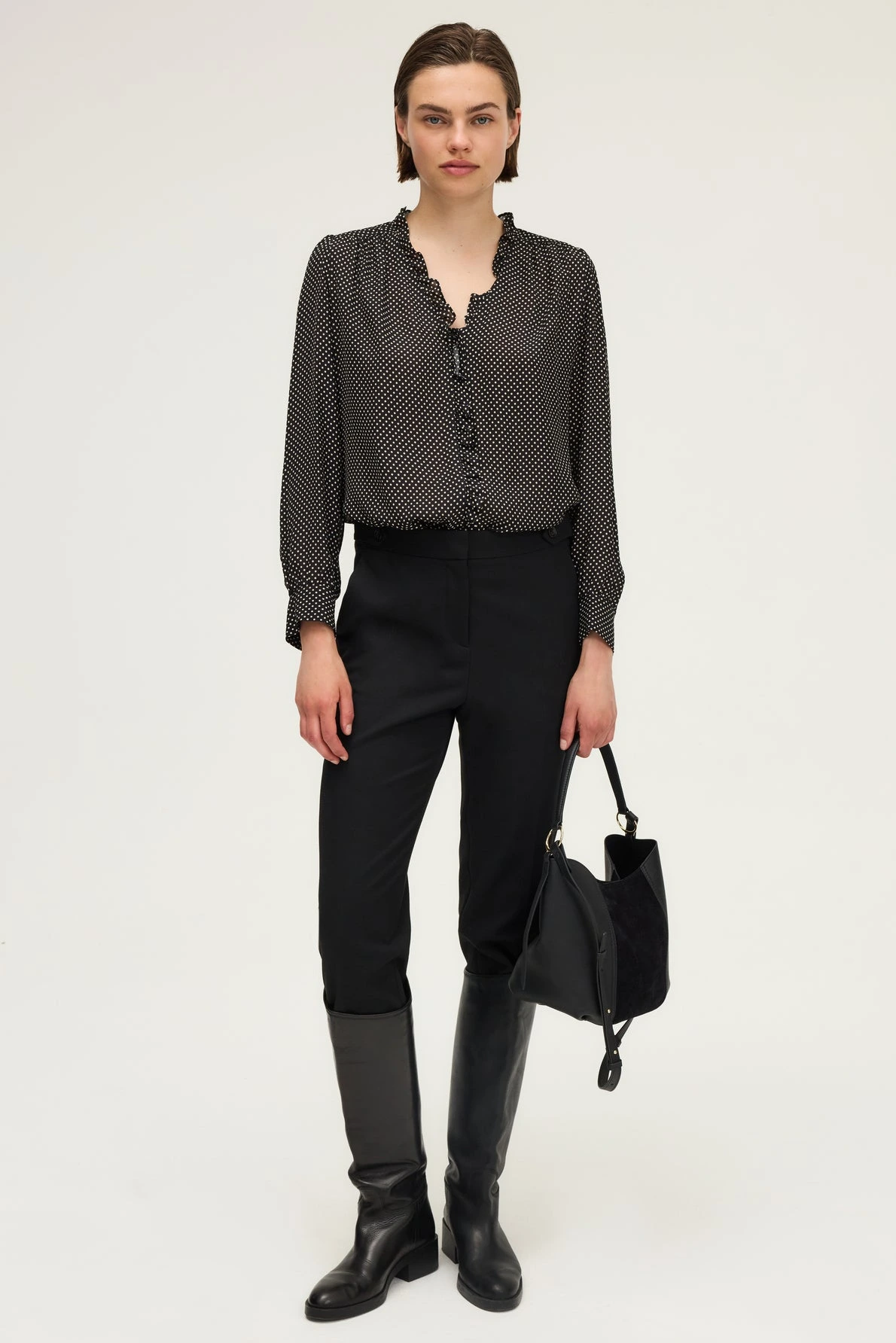 Chemise-fluide-a-volants-et-pois-AZARIA-pablo-gerard-darel-maroc-total-look