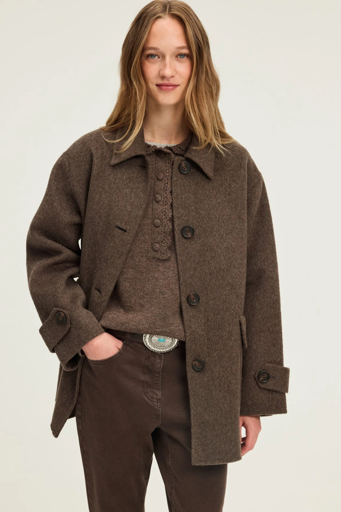 Manteau-court-en-laine-double-face-MAE-pablo-gerard-darel-maroc-total-look