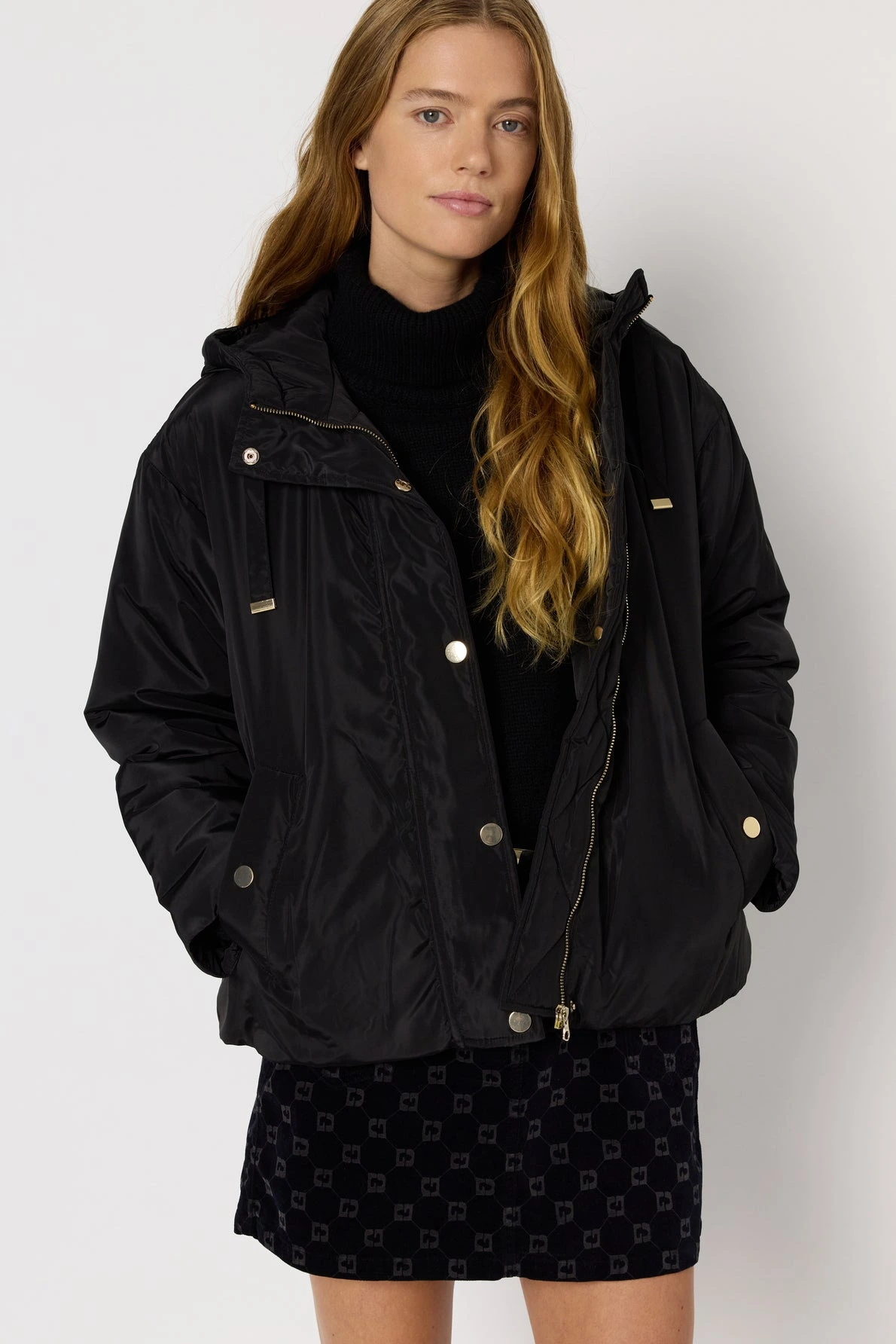 Parka-courte-a-capuche-MARISSA-gerard-darel-maroc-face