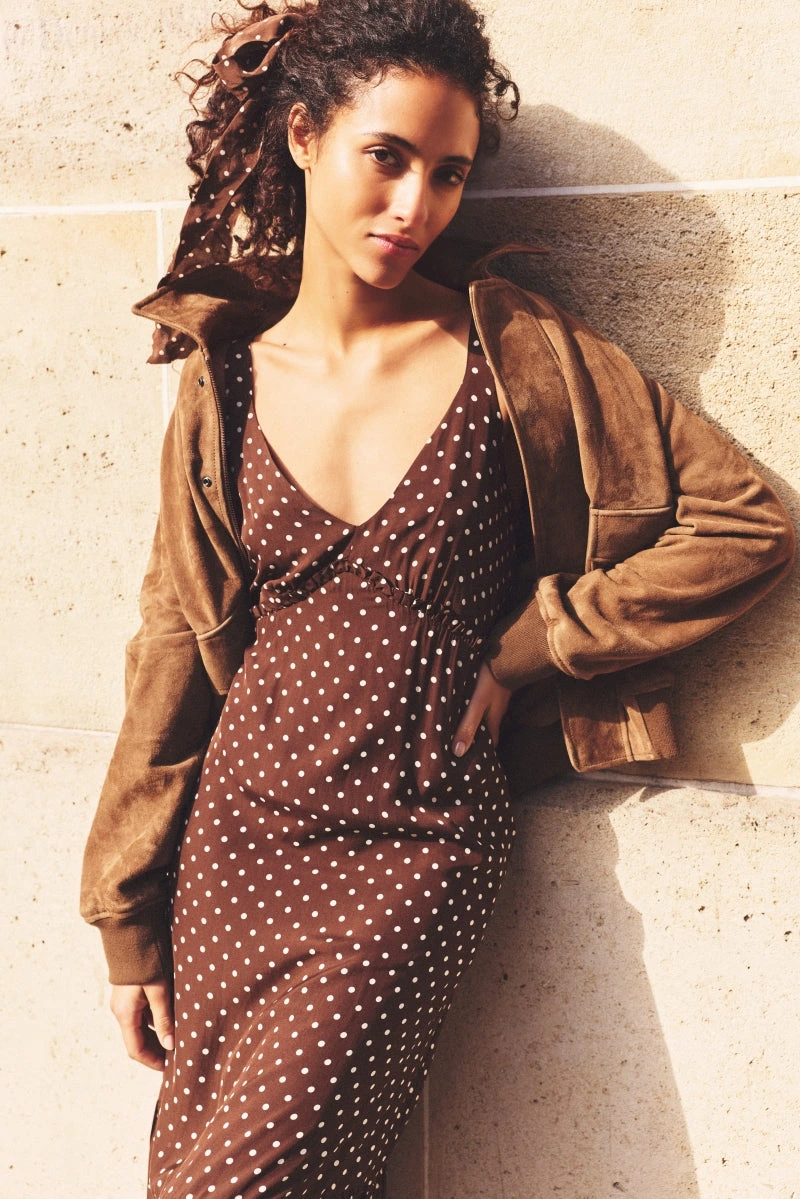 Look femme avec robe Racine marron