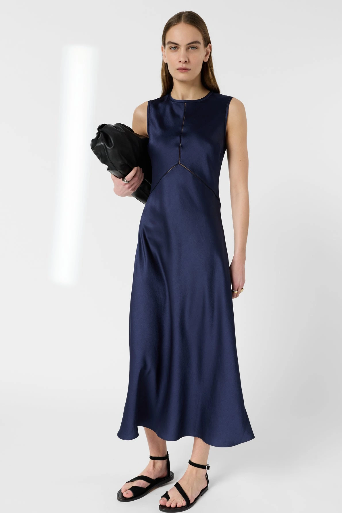 Look femme avec robe Raida marine