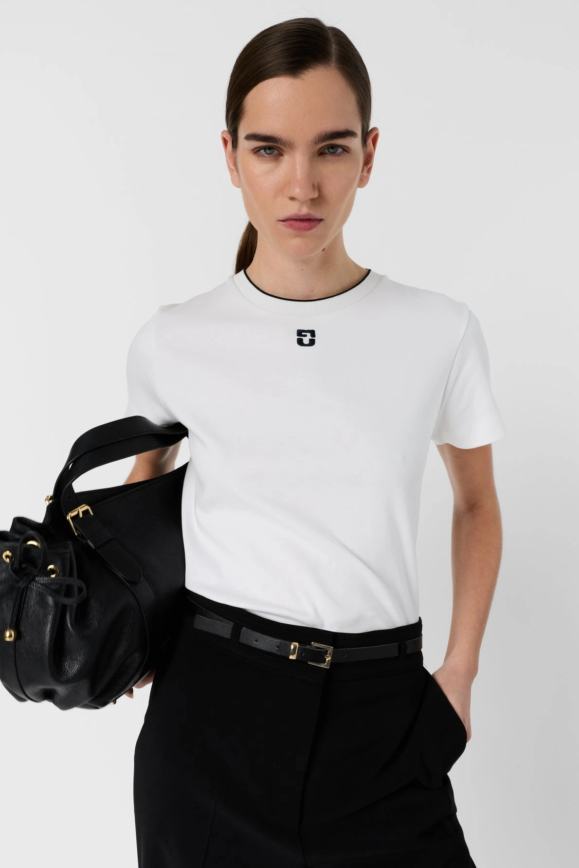 T-shirt Maiane blanc porté femme