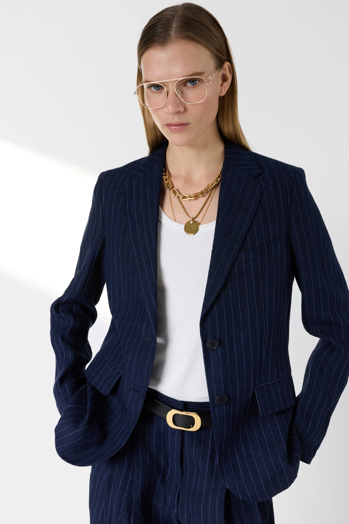 Look femme avec veste rayée Tazia marine