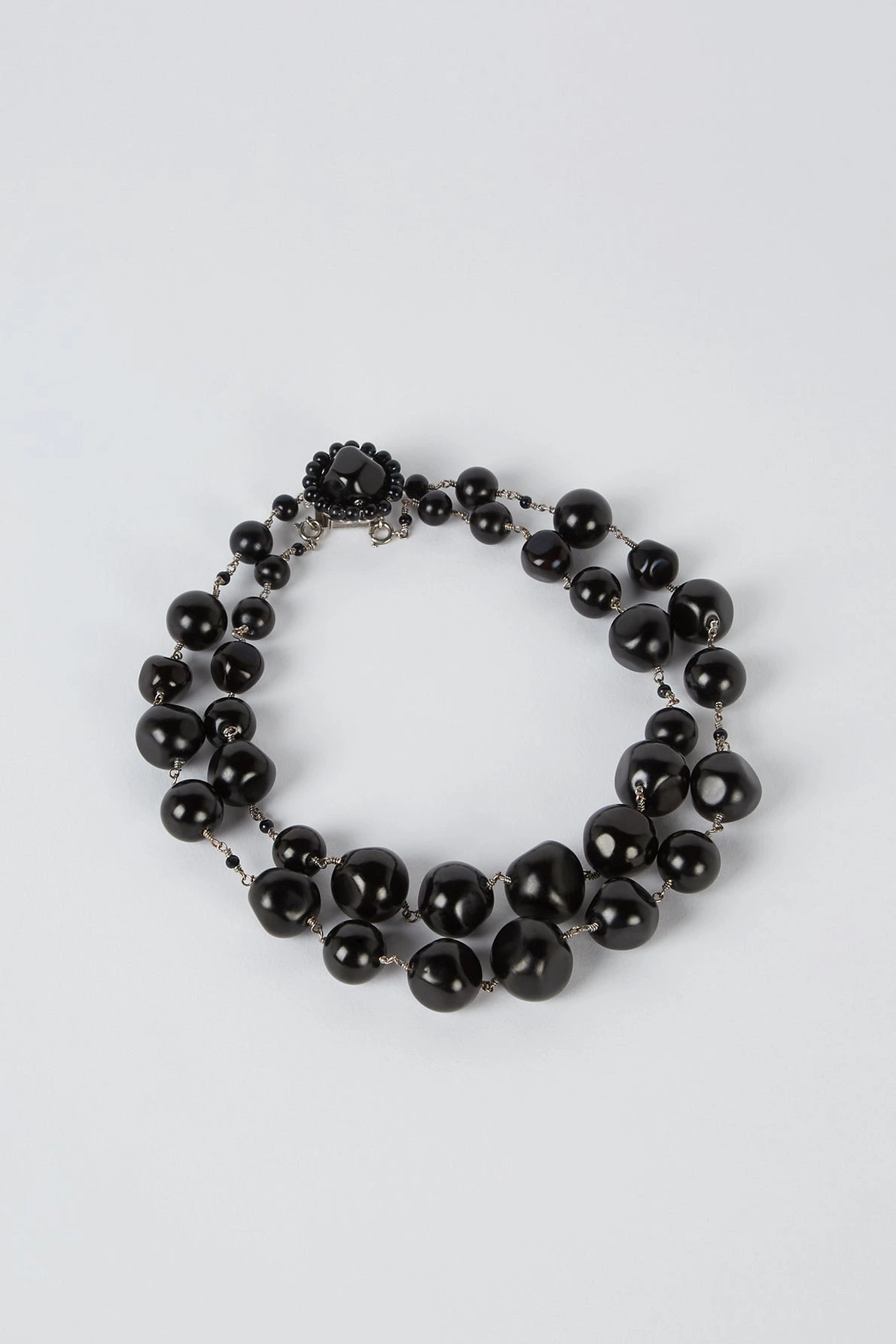 Collier double Jackie noir en perles de verre
